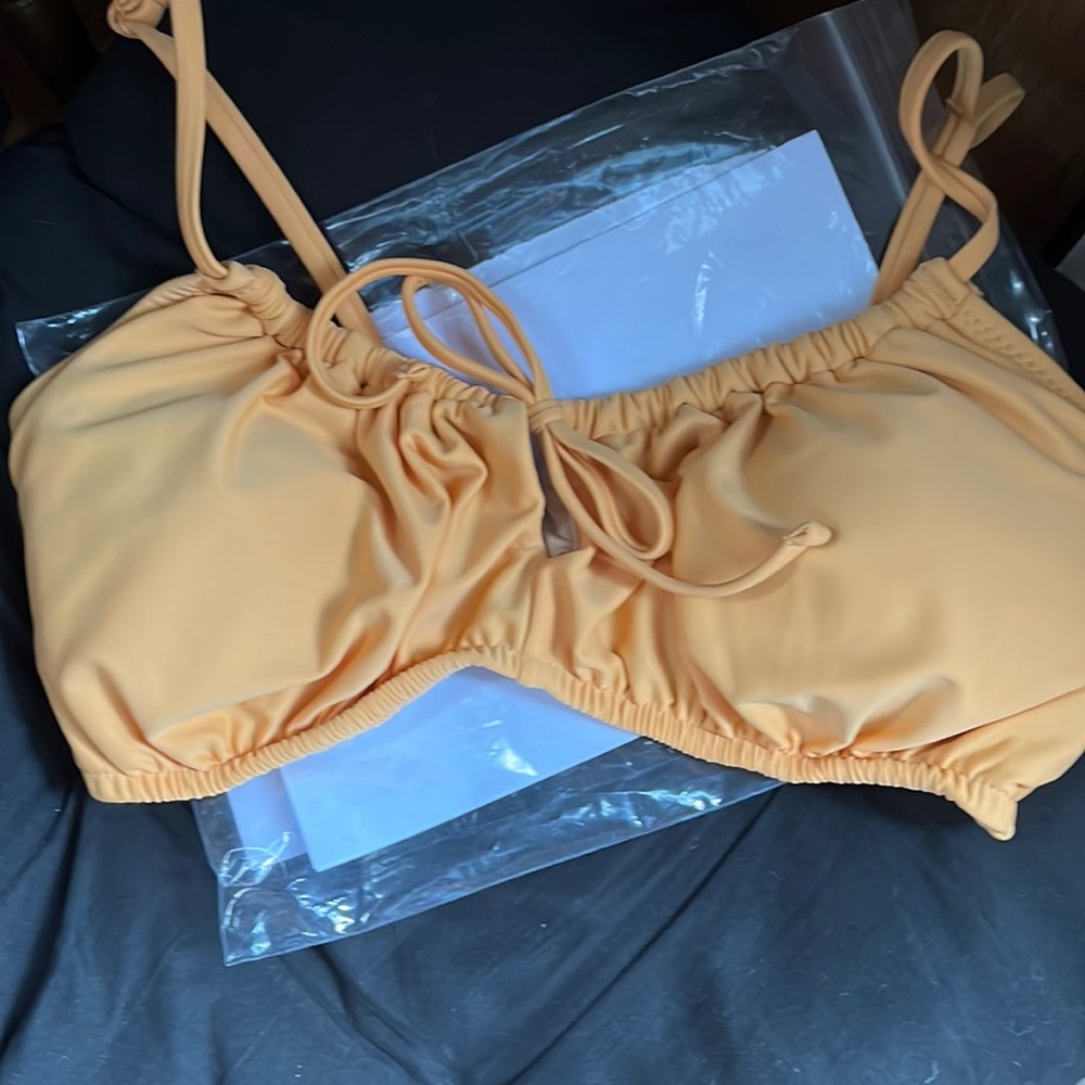 Old navy woman swim top. Brand new